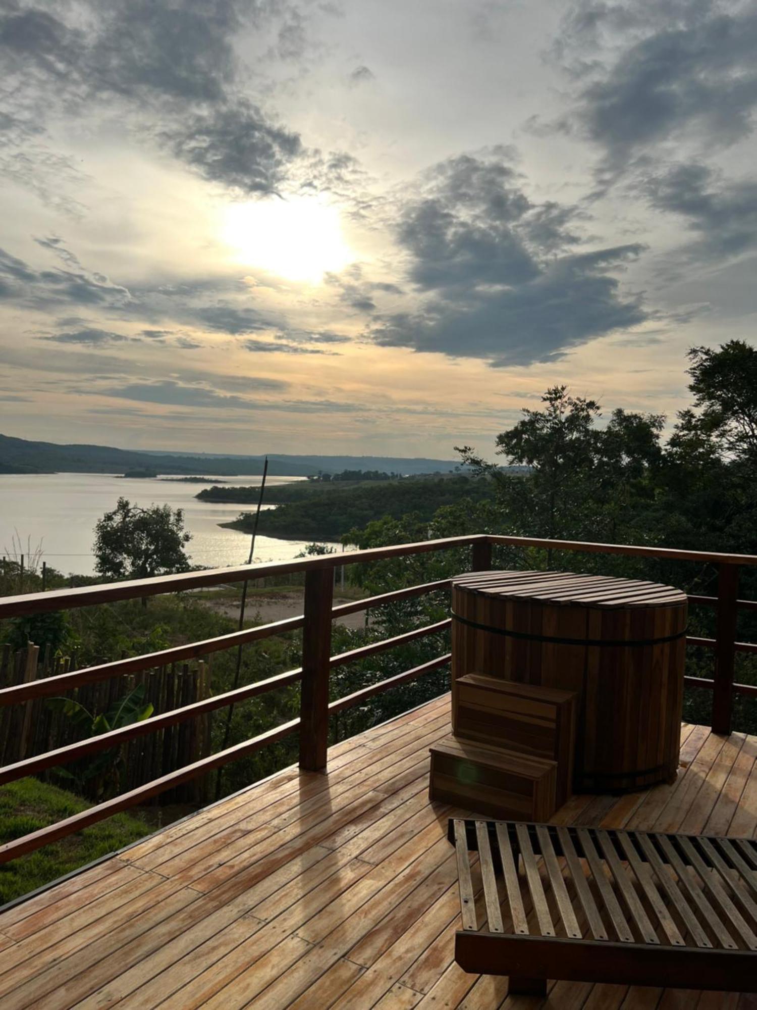 Chale Recanto - Ofuro, Banheira, Vista, Cachoeira E Lago Alexania Extérieur photo
